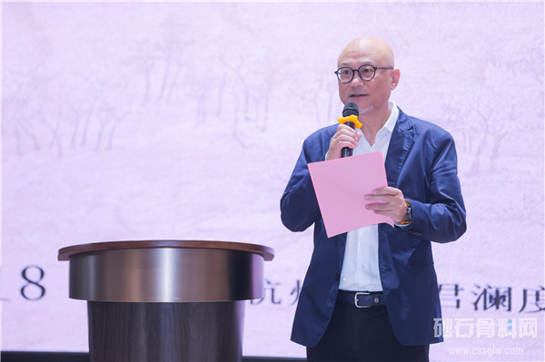 李华.jpg